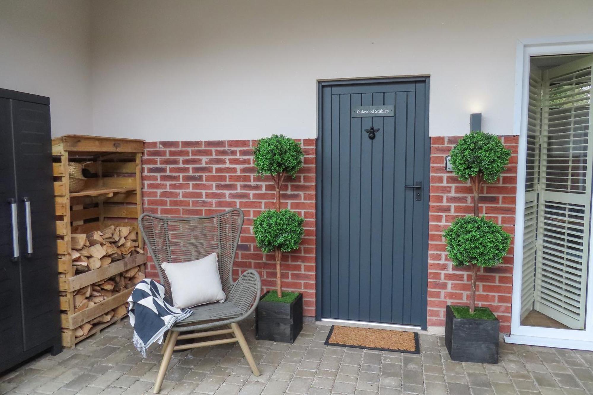 Oakwood Stables Villa Conwy Bagian luar foto