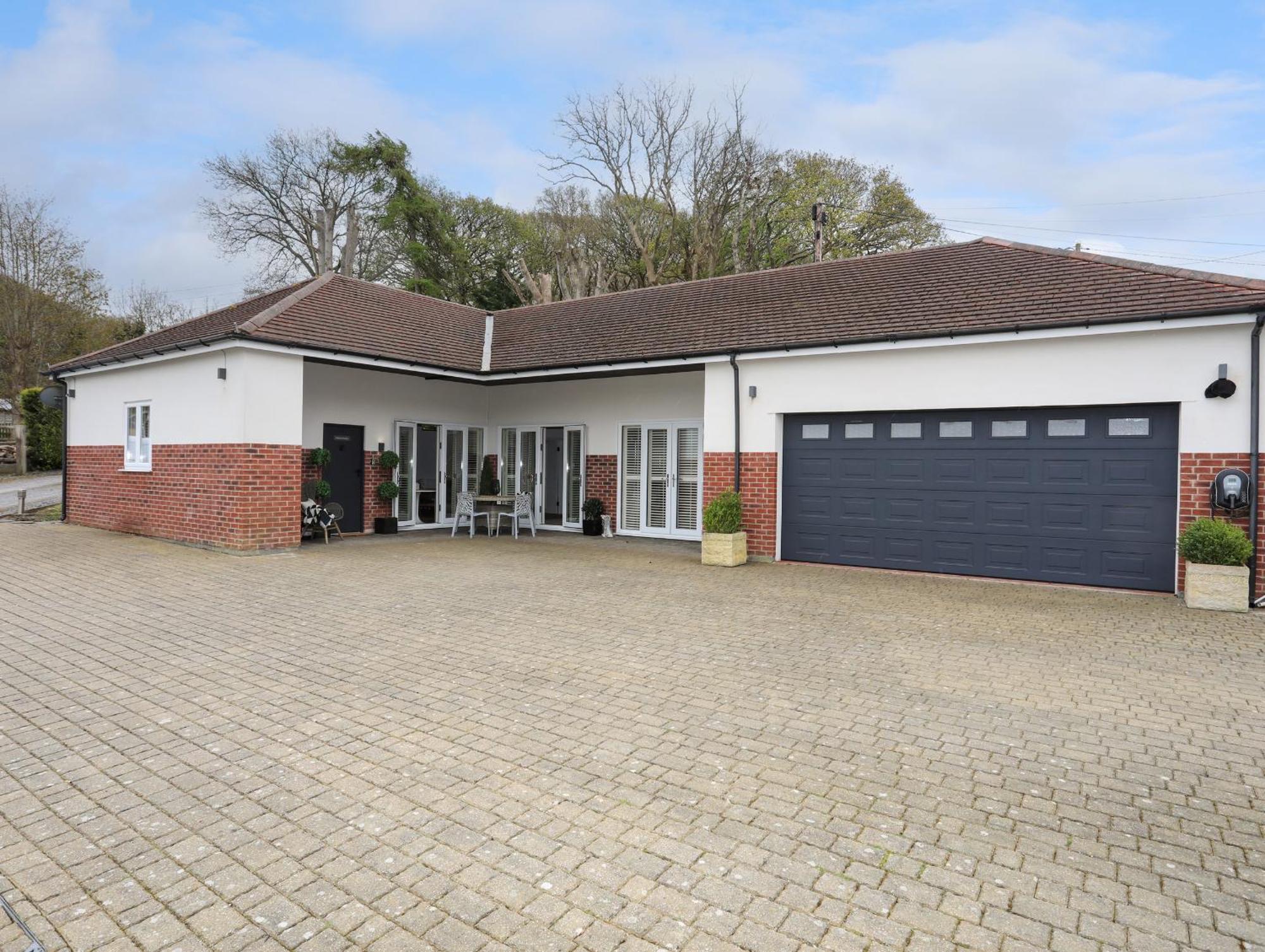 Oakwood Stables Villa Conwy Bagian luar foto